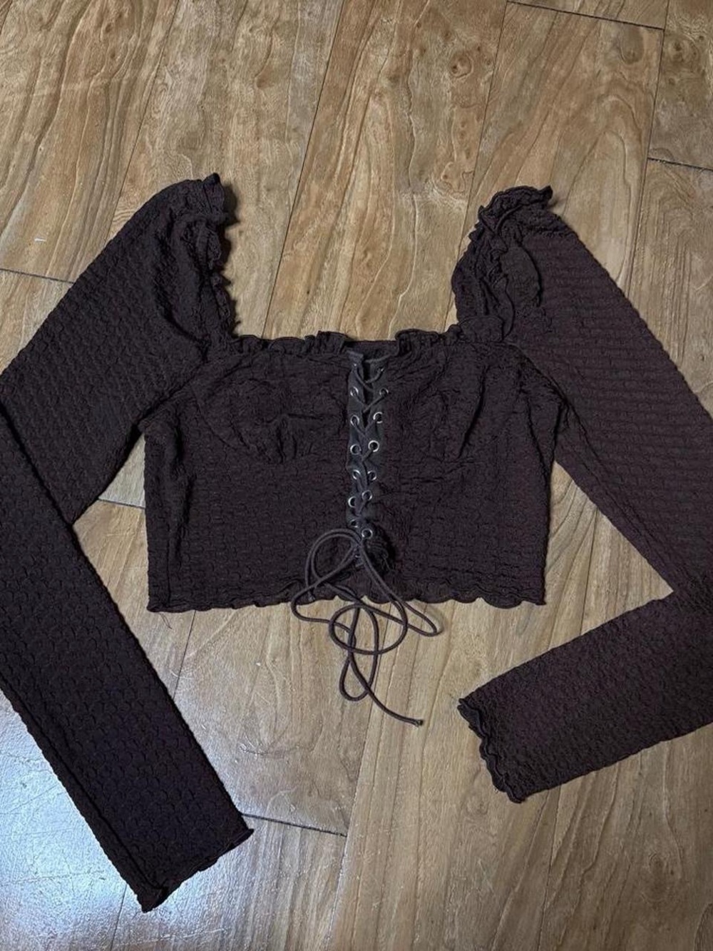 Lace-Up Textured Long-Sleeve Crop Top - Women